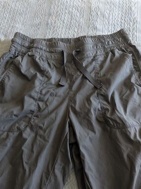Denver Hayes Women's Relaxed-Fit Pants in Slate Gray